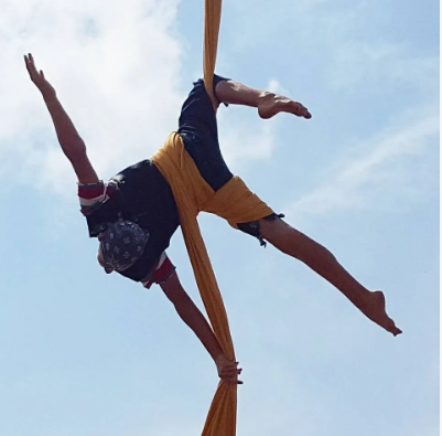 A member of Cirque Adventure performing.